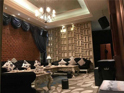 济南ktv荤的哪个比较玩得开